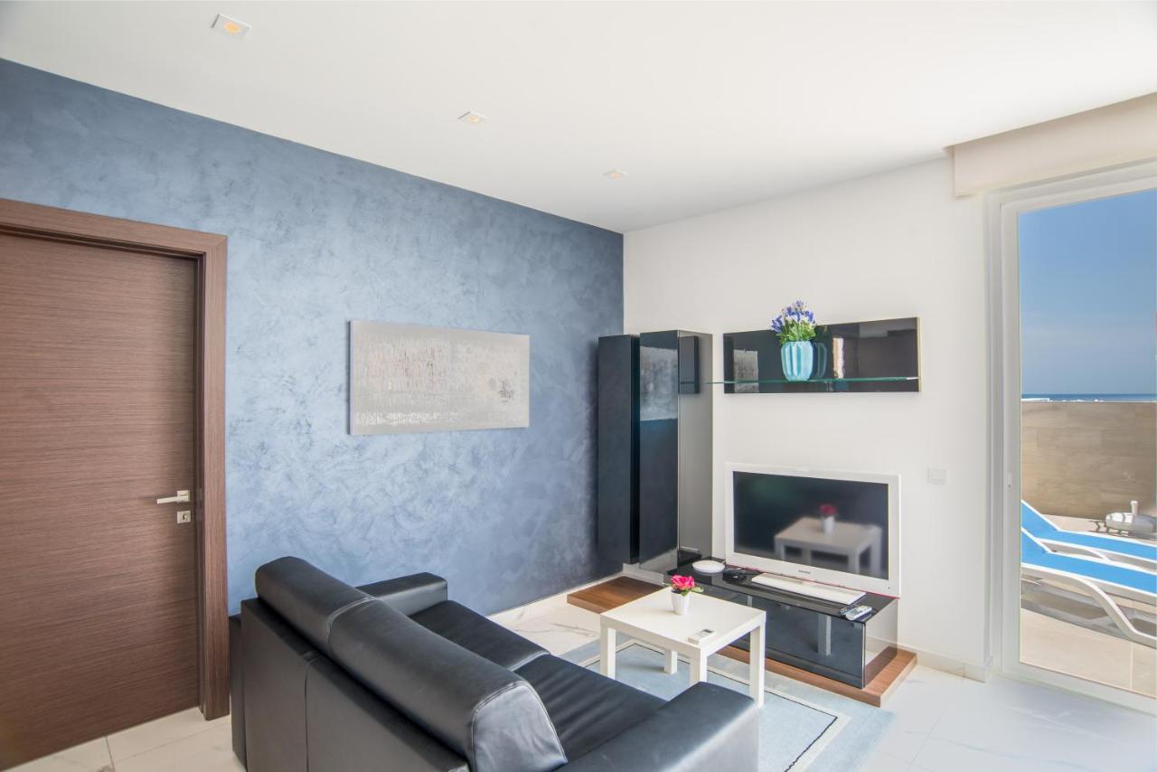 The Sea-Bank Villa Apartments Marsaskala Eksteriør billede