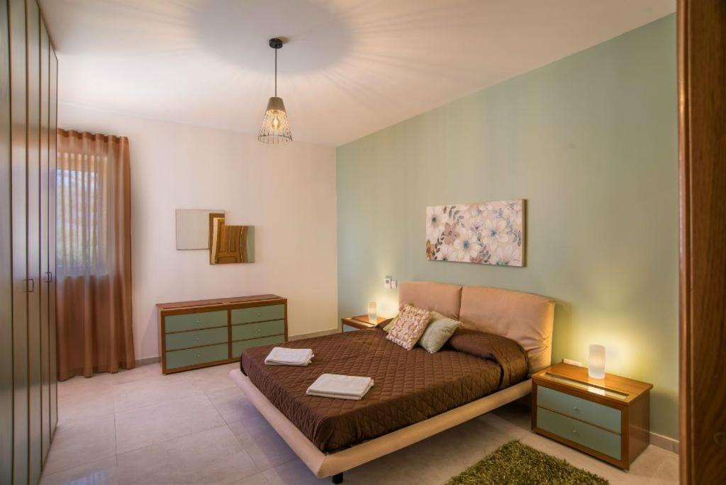 The Sea-Bank Villa Apartments Marsaskala Eksteriør billede